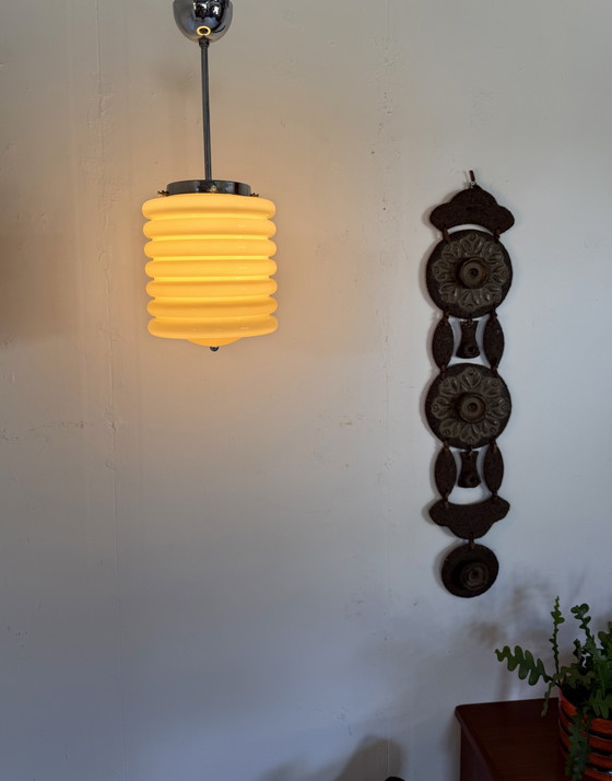 Image 1 of Vintage Art Deco opaalglazen hanglamp, Italië ‘50