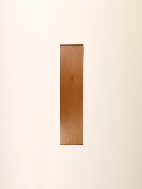 Image 1 of Vintage Scandinavisch eikenhouten dressoir met lades met tegelfront