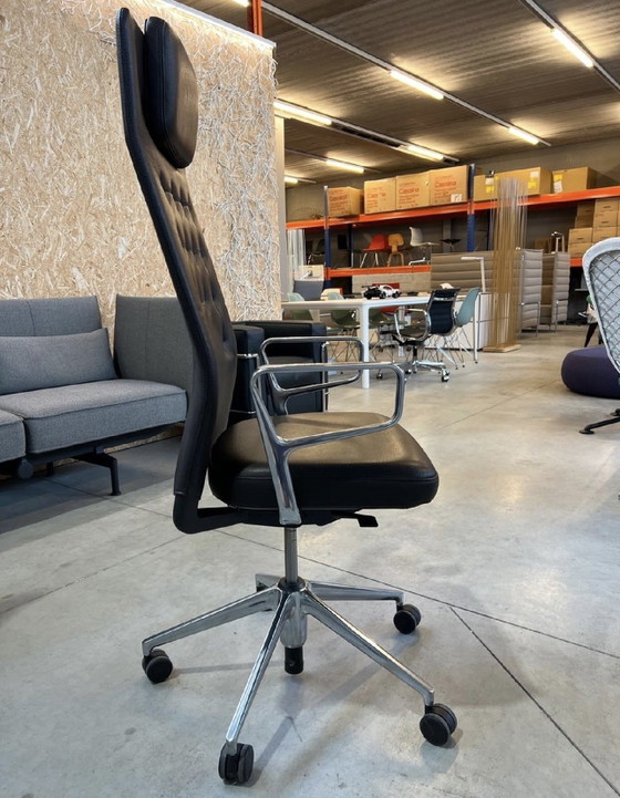 Image 1 of Vitra ID trim by Antonio Citterio