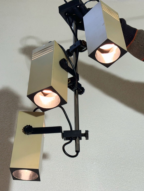Image 1 of Lampada da soffitto Philips vintage anni &#39;60 a 3 faretti, color crema e cromo, faretto cubico modernista, design retrò oland