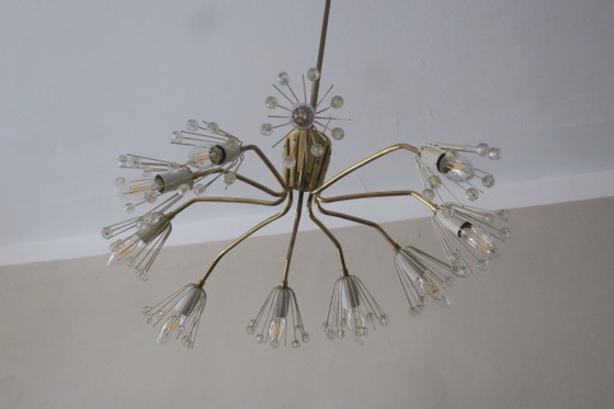 Lustre elliptique autrichien en laiton et verre, style milieu du XXe siècle, années 1950 – Glass, Metal (photo 13 of 14)
