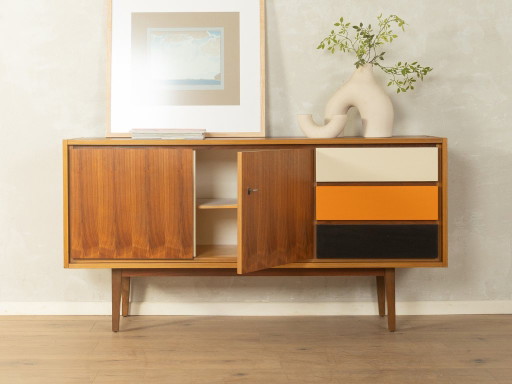 Dressoir uit de jaren 60 in mid-century stijl – Wood (photo 2 of 9)
