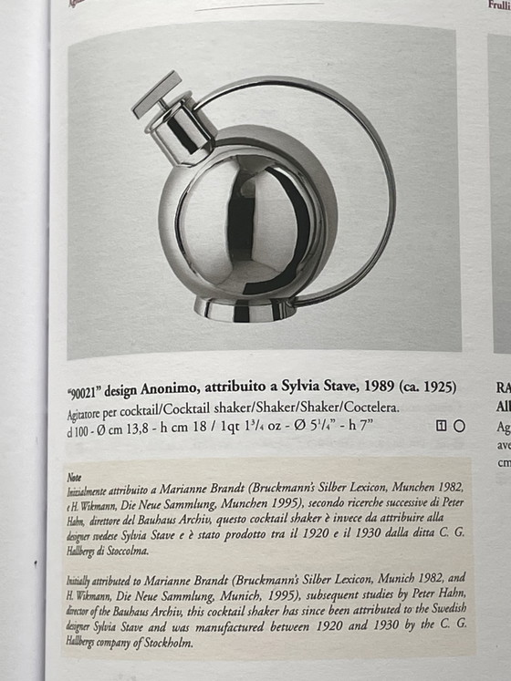 Alessi Cocktail Shaker by Sylvia Stave – Bar carts, rvs (photo 5 of 7)