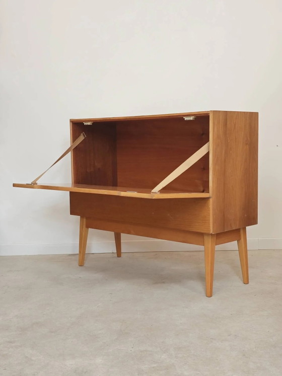 Opbergkist met deksel / minibar van Landsman / Nepozitek 1960 – Opbergkast, Wood, Mid Century Modern (photo 16 of 24)