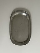 Vassoio in peltro dello scultore e designer danese Just Andersen