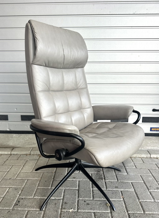 Stressless London met hocker