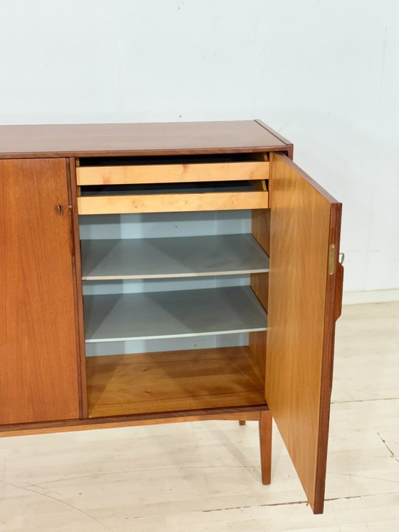 Image 1 of Vintage teakhouten dressoir / dressoir / woonkamerkast / linnenkast