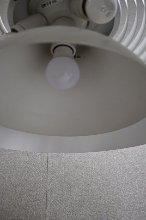 Image 1 of Lampada a sospensione vintage "Royal" Arne Jacobsen per Louis Poulsen