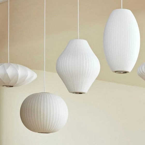 Image 1 of Nelson Pear Crisscross Bubble Pendant Medium Off White / HAY