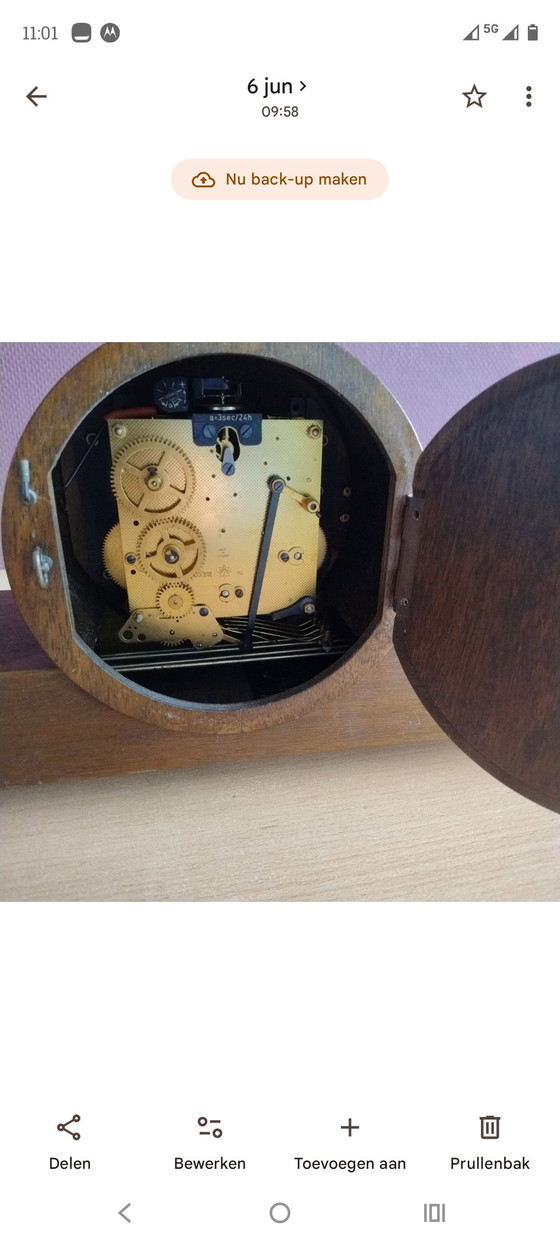 Image 1 of Horloge de table vintage - à pendule avec mouvement mécanique