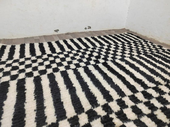 Image 1 of Tapis berbère en laine authentique 250cmx200cm
