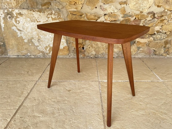 Image 1 of Table d'appoint vintage en acajou, style milieu du siècle, années 1960