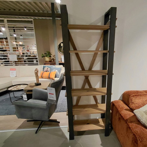 Henders & Hazel Farmland bookcase