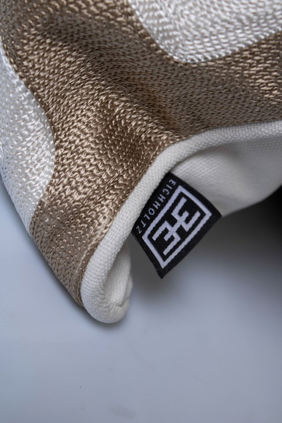 Eichholtz, Dos cojines Ribeira en beige y blanco – Polyester (photo 4 of 5)