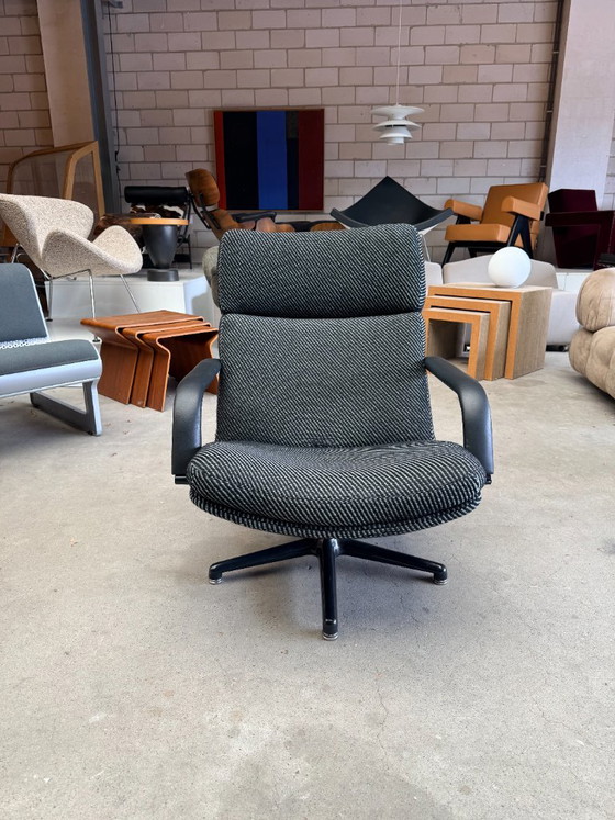 Artifort F154 fauteuil by Geoffrey D. Harcourt – Metal, Plastic (photo 8 of 15)