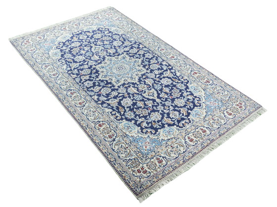 Image 1 of Handgeknoopt Perzisch tapijt - Nain 9La met zijde - 220 x 135 cm