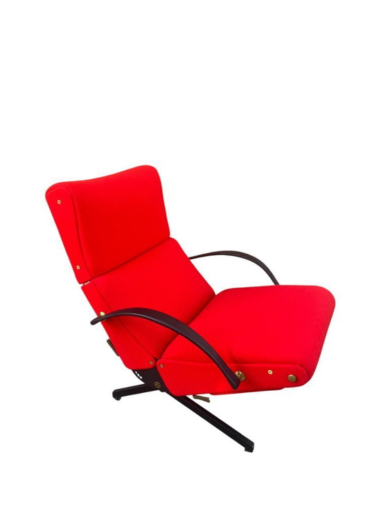 Image 1 of P40 loungestoel van Osvaldo Borsani voor Tecno