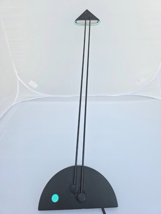 Image 1 of Lámpara de escritorio de diseño holandés "Priola" de Ad van Berlo, años 80