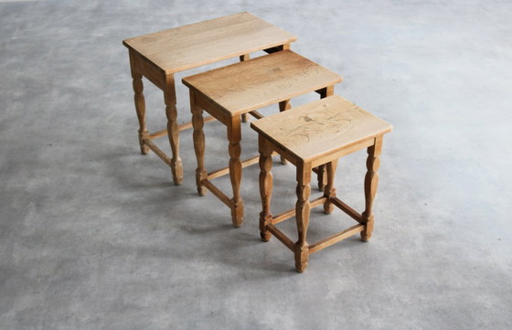 Image 1 of Ensemble de tables gigognes brutalistes