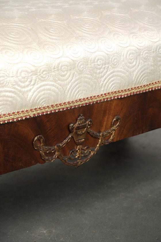Beautiful antique French bench/window bench from the 19th century in Empire style with a silk seat with an (photo 12 of 12)