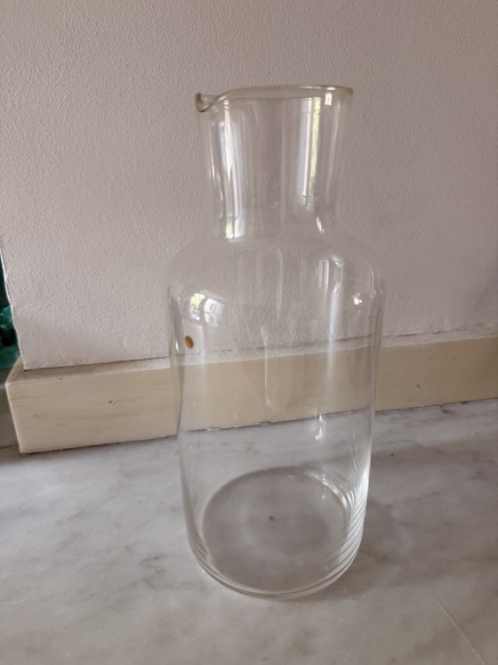 Image 1 of Jarra de agua de cristal Lobmeyr – Fortuna con un punto dorado – Diseño de Mark Braun