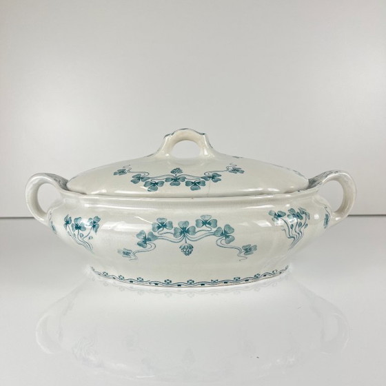 Image 1 of Plato de verduras Villeroy & Boch, modelo "Trèfle - Klee", azul, 1890-1900