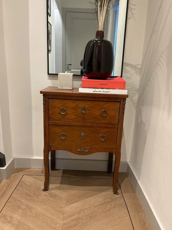 Image 1 of Bellissimo comò Luigi XVI kersenhout