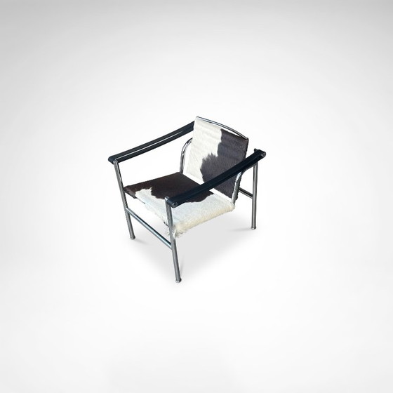 Poltrona LC1 in pelle di cavallino di Le Corbusier et al. per Cassina, anni '80. – Poltrone, Leather, Metal (photo 3 of 10)