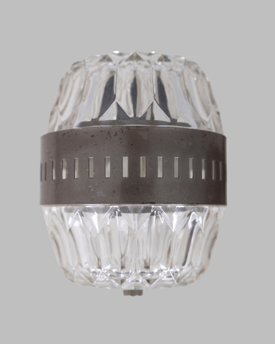 Image 1 of Paire d'appliques murales vintage des années 1960 en métal et cristal, design italien