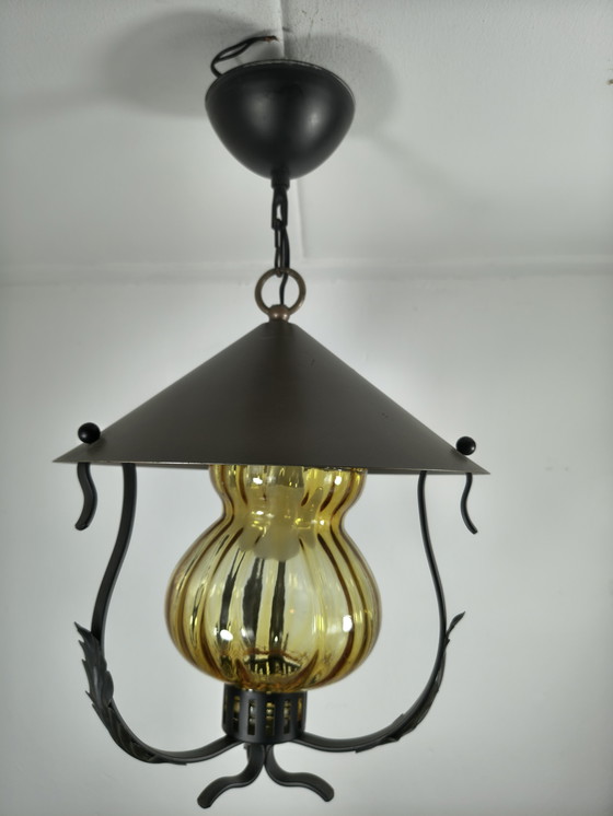 Image 1 of Lampada a sospensione a lanterna con vetro color ambra