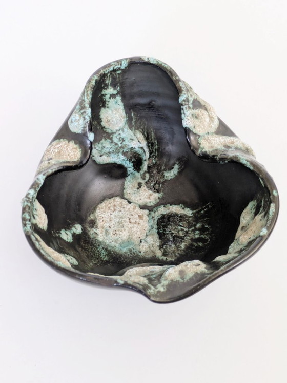 Image 1 of Bol vintage de style Vallauris, poterie de lave grasse du milieu du siècle, anthracite et vert mousse