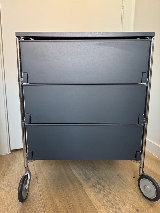 Image 1 of Tiroir Kartell Mobil