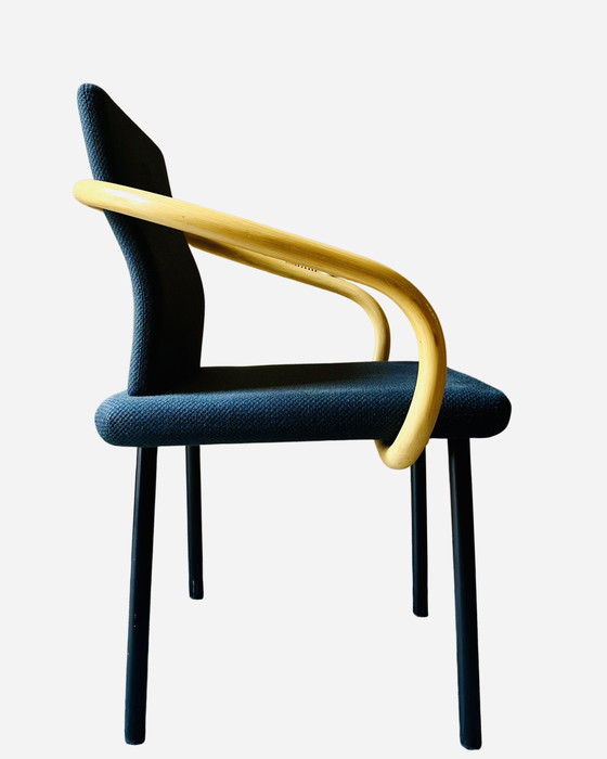 Image 1 of 4x Mandarin stoel van Ettore Sottsass voor Knoll, 1986 - Blauwe stof, armleuningen in bamboelook