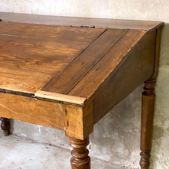 Image 1 of Bureau XIXème siècle bois massif 