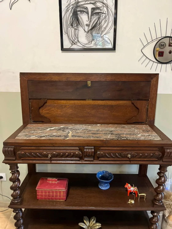 Konsole oder gedrehter Beistelltisch aus Holz – Konsolen, Marble, Wood (photo 10 of 21)