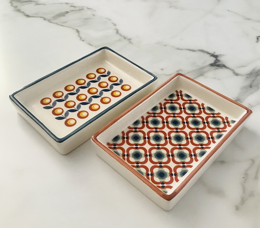 Set of 2 vintage pattern pocket dishes