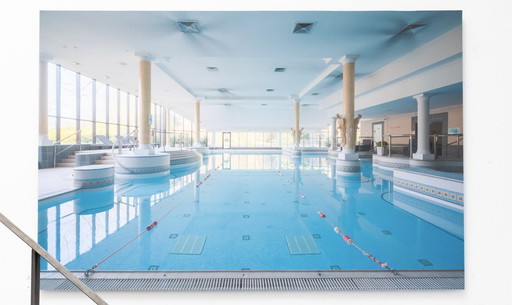 Piscina vuota — fotografia a colori montata su Dibond 100x150 cm