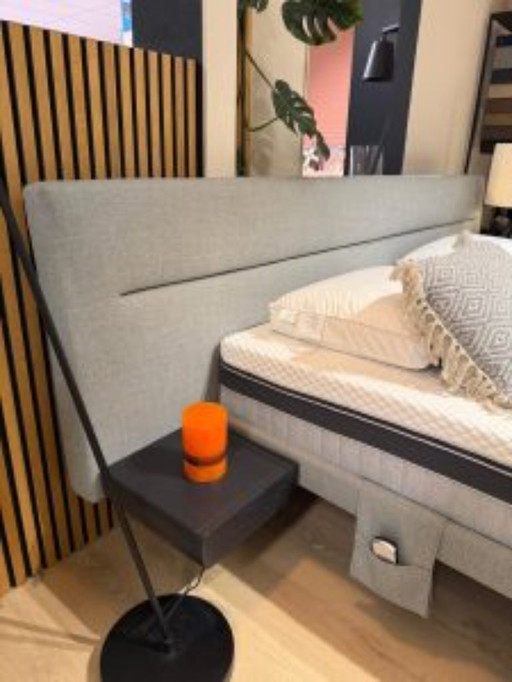 Avek Bett Modell Stiel verstellbar