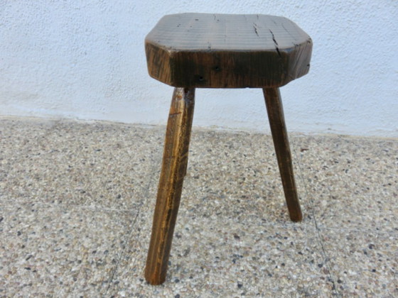 Tripod Farm Stool in Solid Wood, 50s 60s (photo 6 of 10)