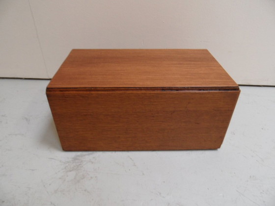 Image 1 of Archivador antiguo