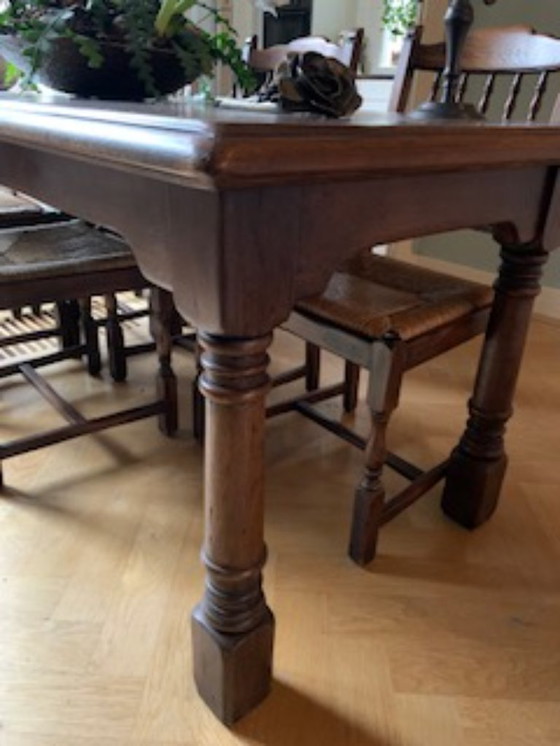 Image 1 of stijlvol en chique eethoek - eettafel met 6 stoelen Castle Furniture