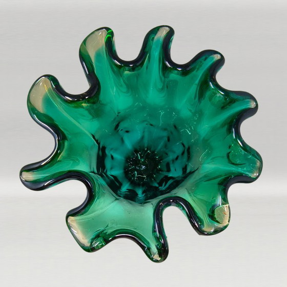1970s Michielotto Emerald Green Fazzoletto Murano Glass Vase — Italian Vintage (photo 10 of 10)