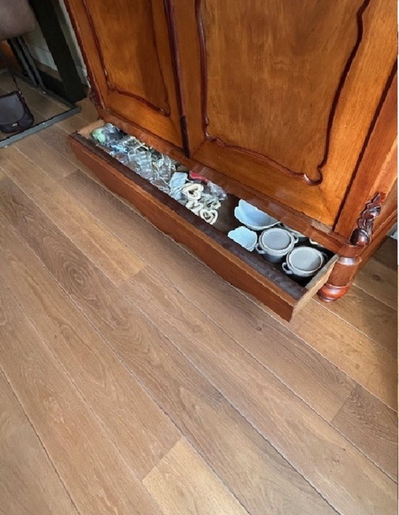 Image 1 of Antique mahogany Biedermeier maid's cupboard