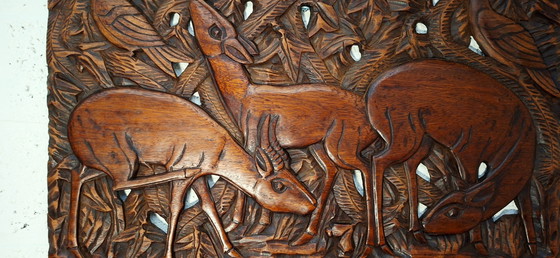 Image 1 of Gesneden houten wandpaneel – Afrikaanse dierenscène