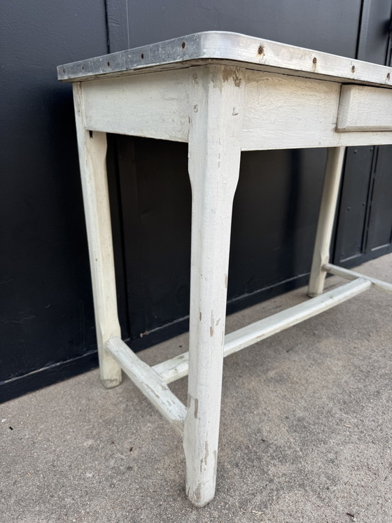 50s Enamelled Sheet Metal Wood Kitchen Table – Side tables, Vintage (photo 5 of 15)