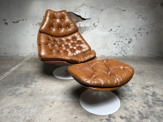 Image 1 of Fauteuil lounge Artifort F588 original avec repose-pieds