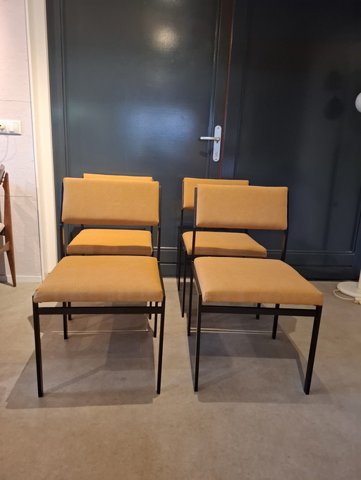 4 pastoe sm07 chaises de salle à manger