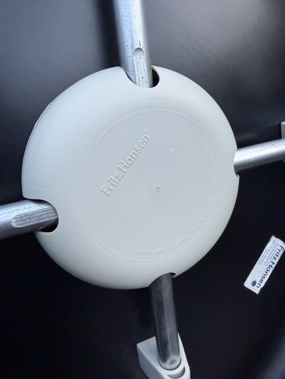 Image 1 of Silla Butterfly serie 7 de Fritz Hansen Arne Jacobsen Negra