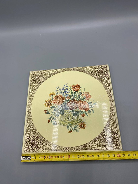 Enamel on Metal Trivet, Rustic Floral Bouquet Design, Tulips and Roses in a Basket – Decorative Objects (photo 4 of 4)