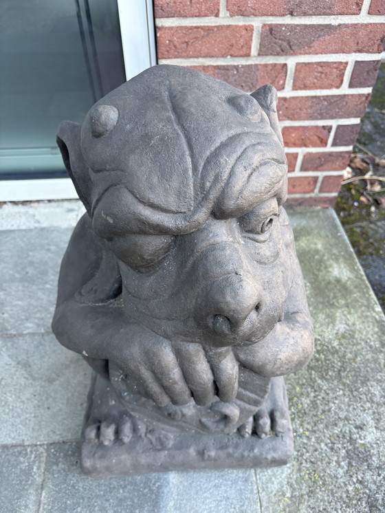 Image 1 of Statue en pierre - Gargouille gardienne de portail - statue de jardin/gardien de maison imposante, résistante aux intempéries